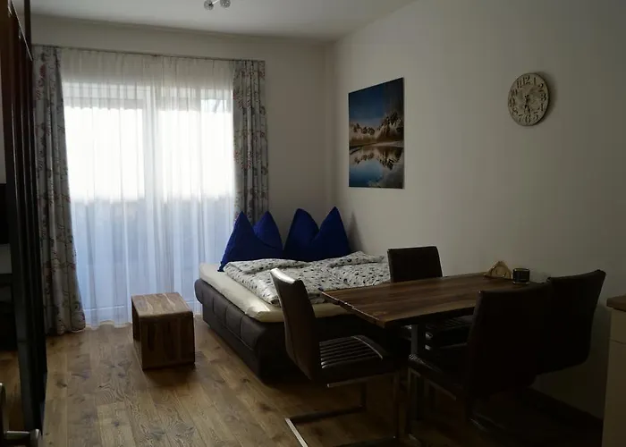 Апартаменты Karin